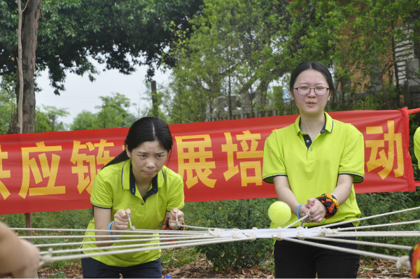 噓！別打擾我