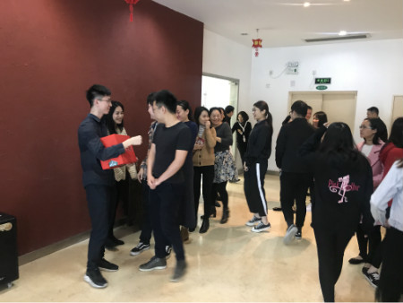 睇來(lái)大家都好期待可以抽到心儀禮品哦！